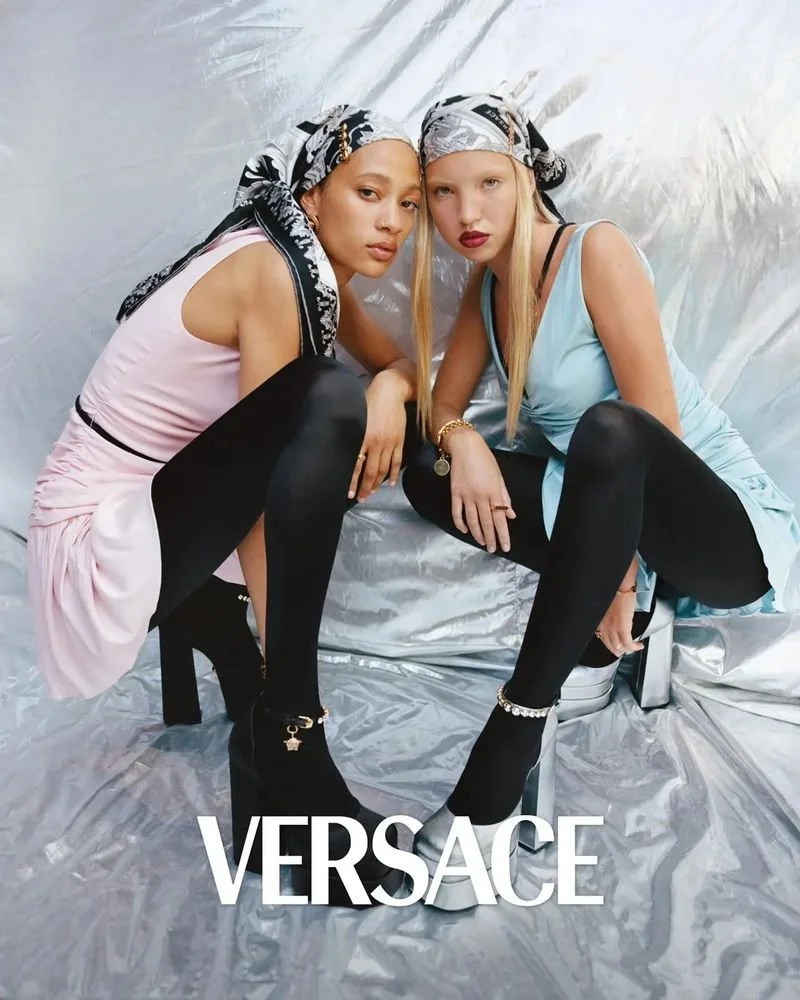 Versace Pre-Fall 2022 Campaign by Oliver Hadlee Pearch — Anne of